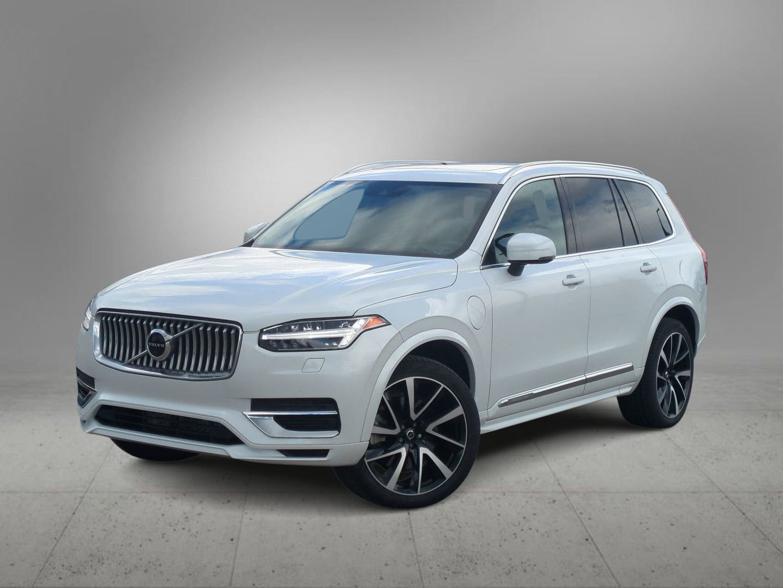 Thumbnail: 2021 Volvo XC90 - 1