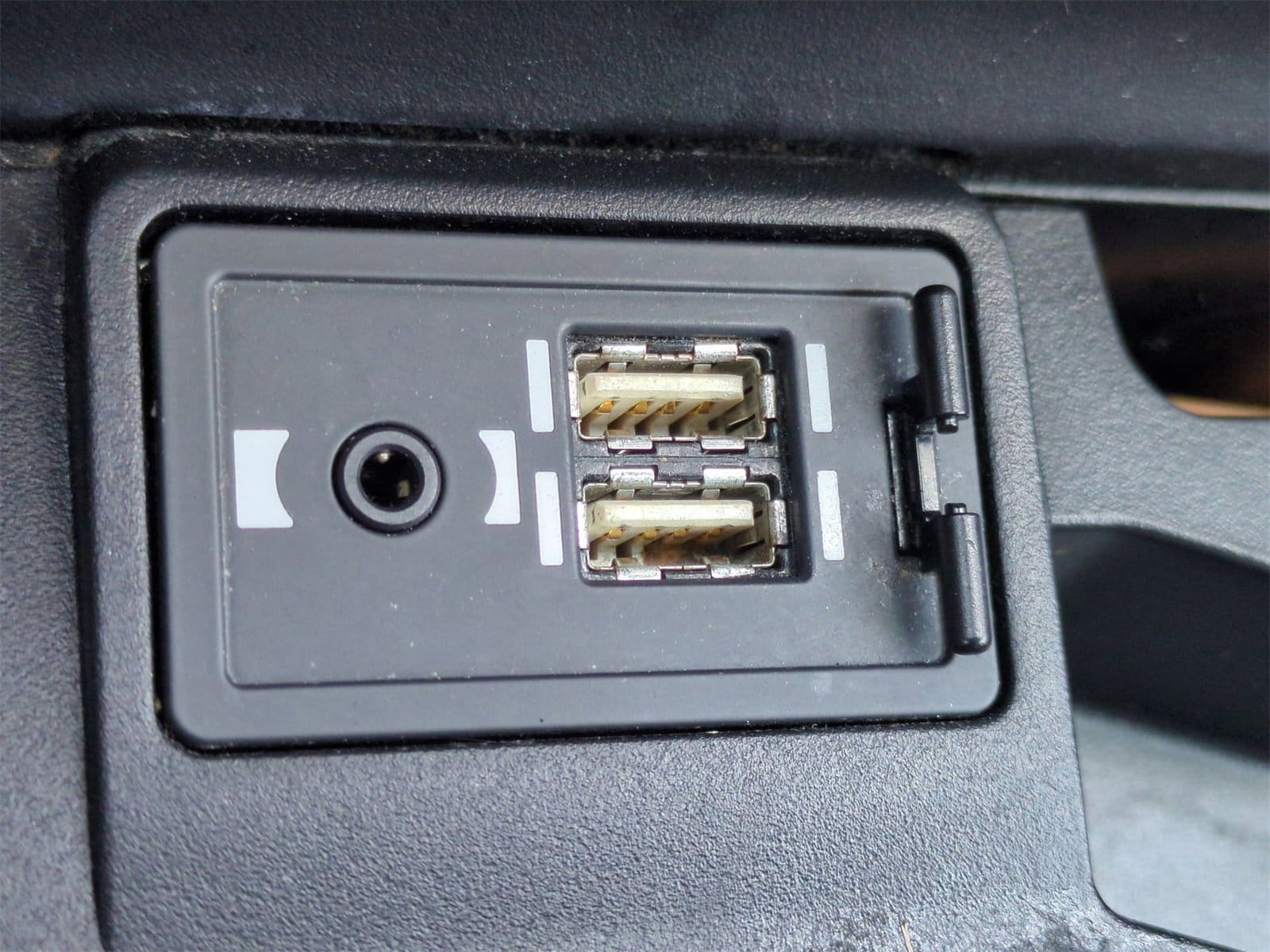 Thumbnail: 2019 Lexus ES - 30