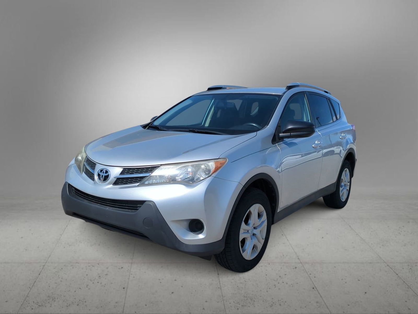 Thumbnail: 2015 Toyota RAV4 - 4