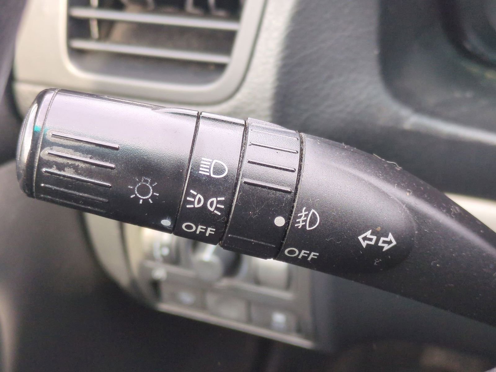 Thumbnail: 2009 Subaru Outback - 25