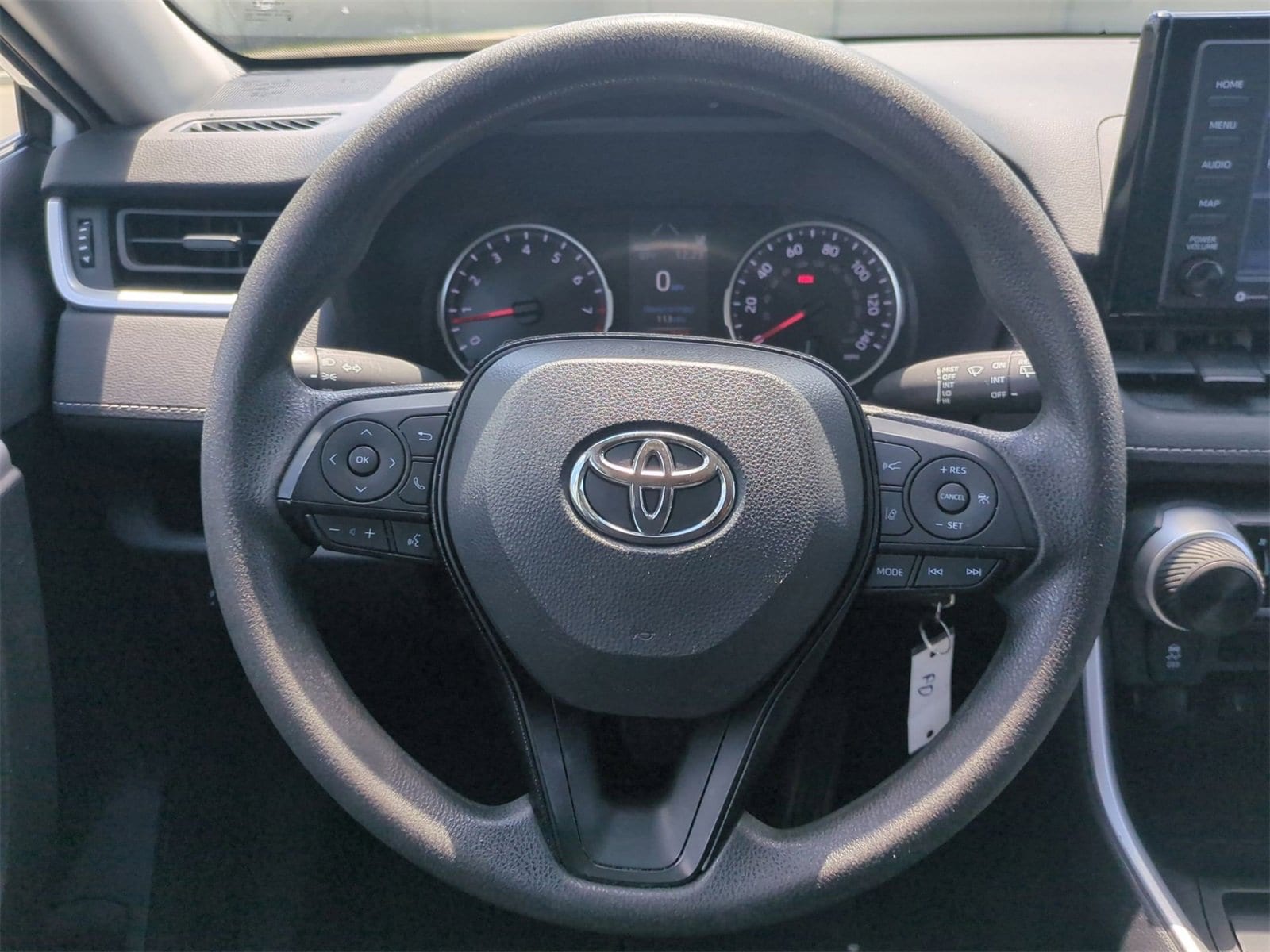 Thumbnail: 2020 Toyota RAV4 - 22