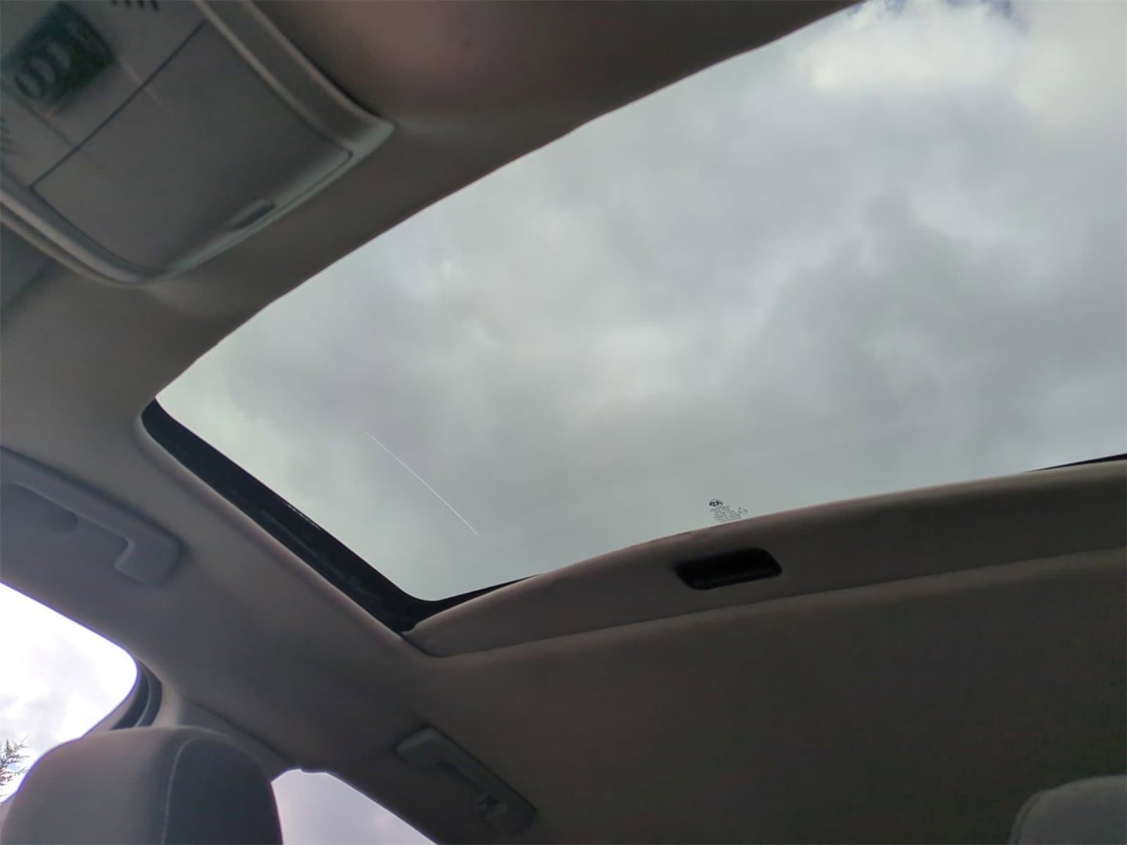 Thumbnail: 2019 GMC Acadia - 19