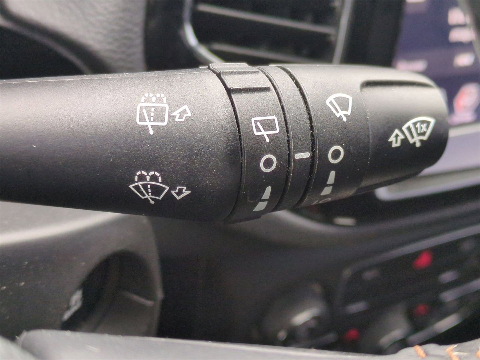 Thumbnail: 2020 Jeep Compass - 25