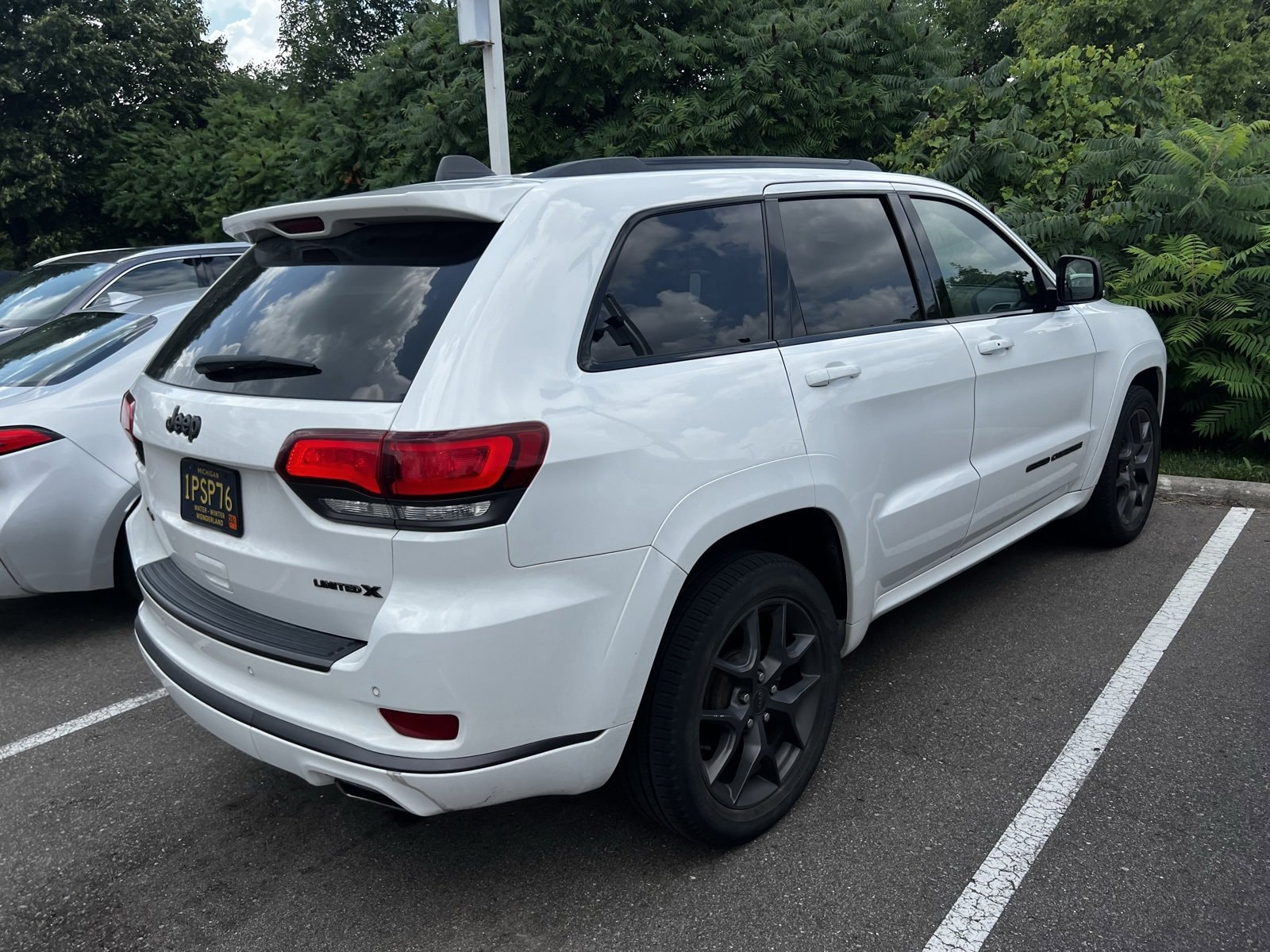 Thumbnail: 2020 Jeep Grand Cherokee - 3