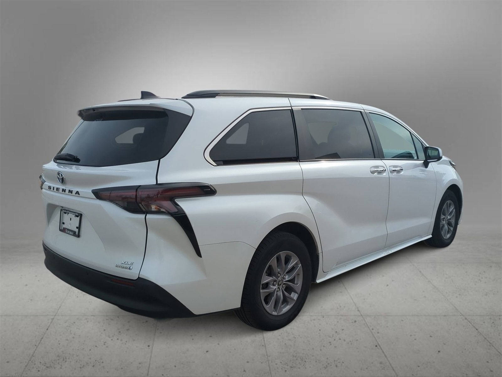 Thumbnail: 2024 Toyota Sienna - 8