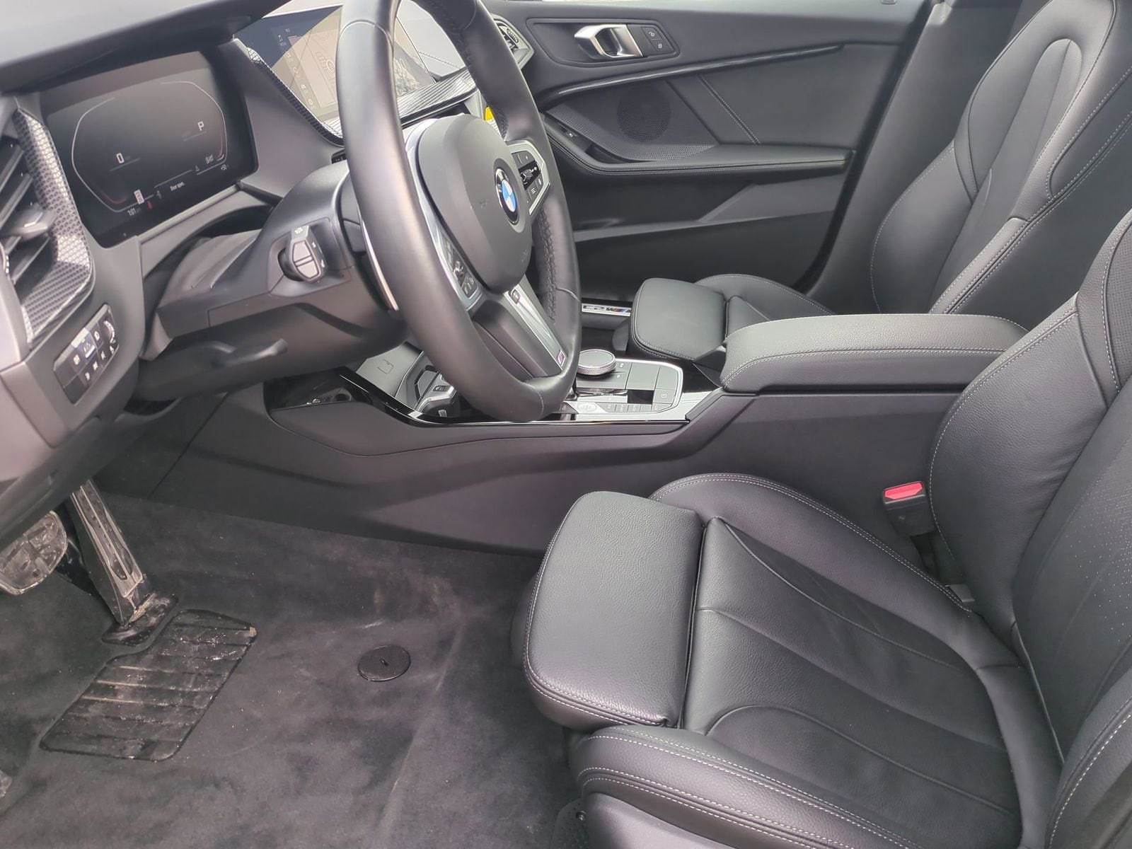 Thumbnail: 2024 BMW 2 Series - 16