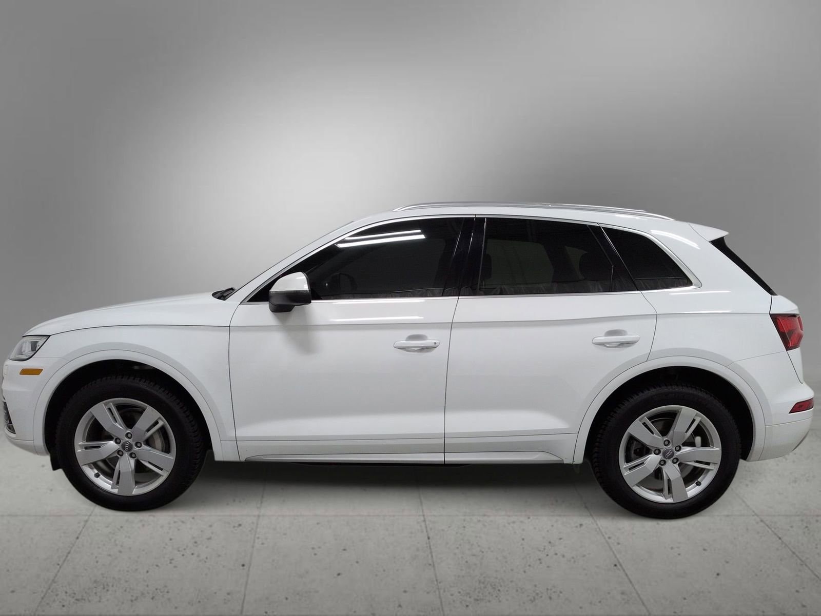 Thumbnail: 2018 Audi Q5 - 5