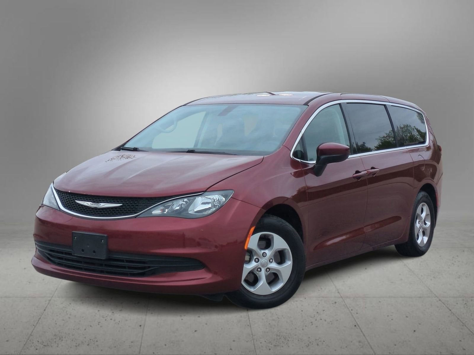 2017 Chrysler Pacifica LX -
                  Farmington Hills, MI