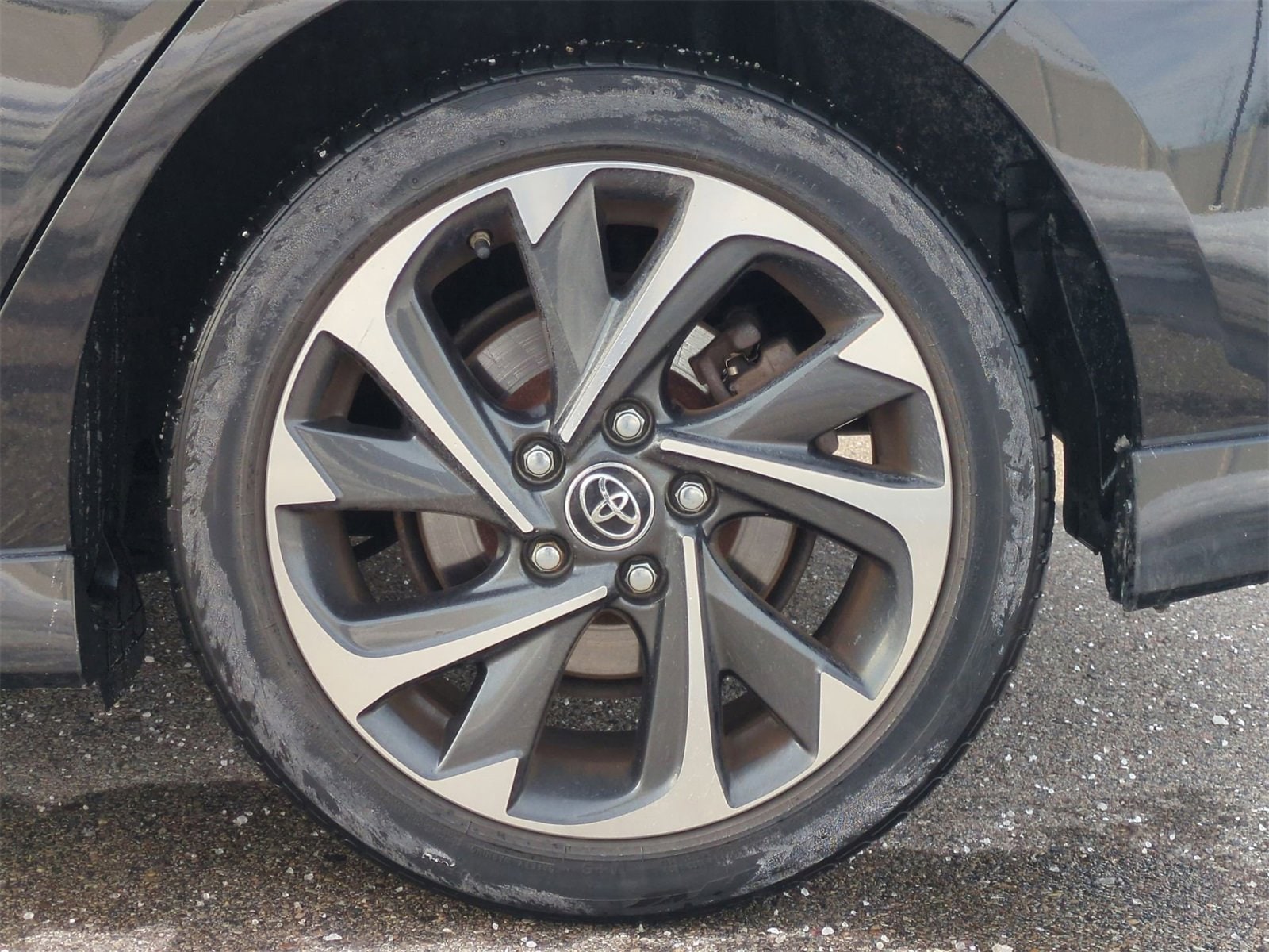 Thumbnail: 2018 Toyota Corolla iM - 14