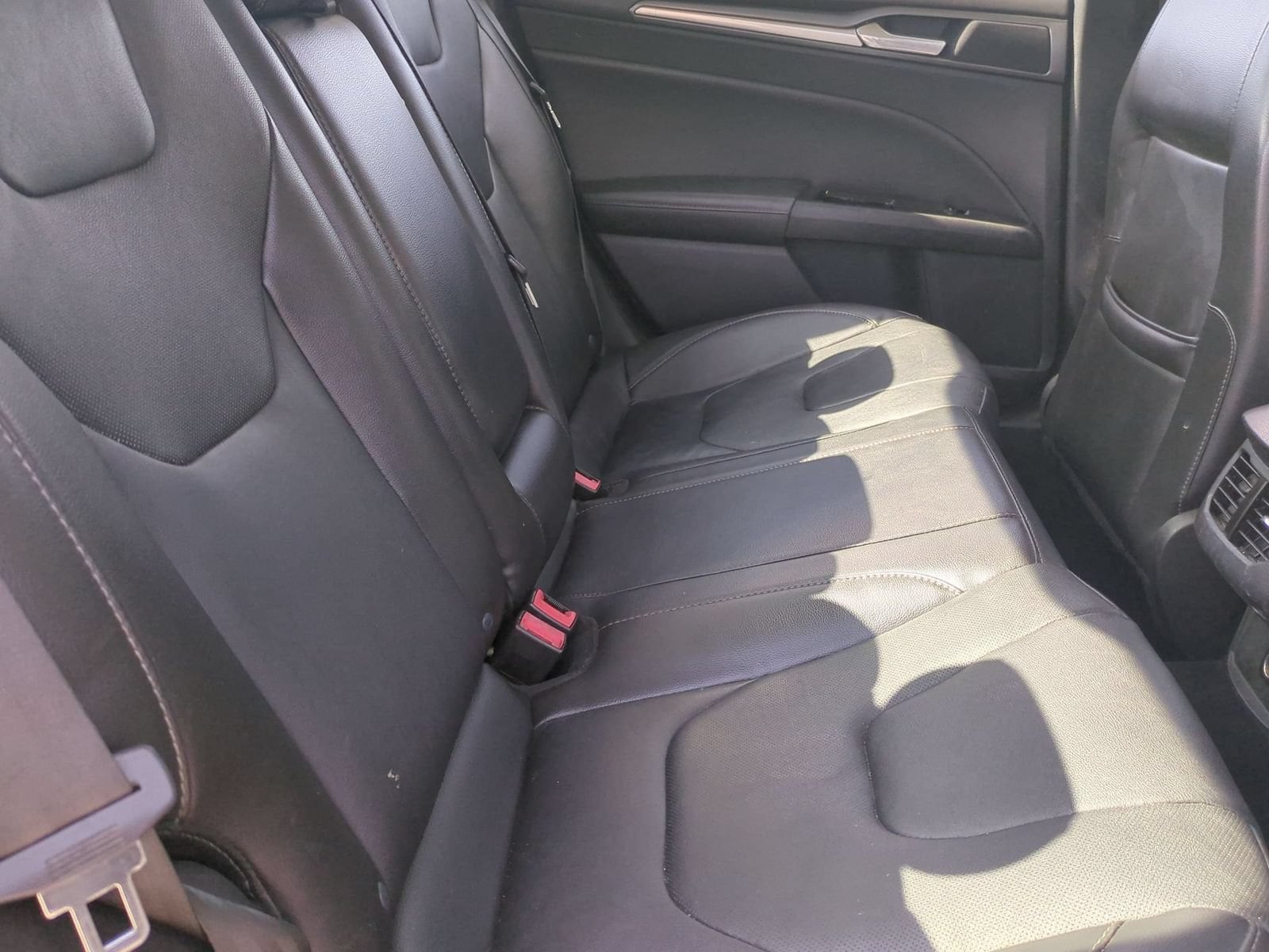 Thumbnail: 2013 Ford Fusion - 21