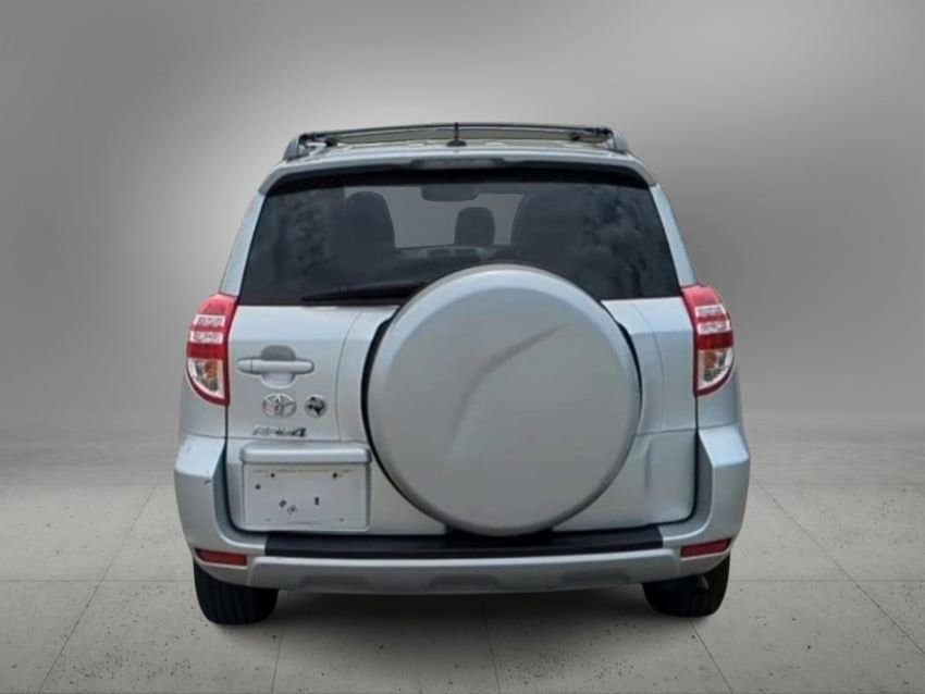 Thumbnail: 2011 Toyota RAV4 - 7