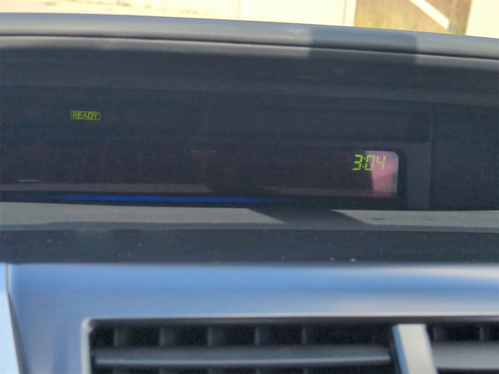 Thumbnail: 2014 Toyota Prius v - 31