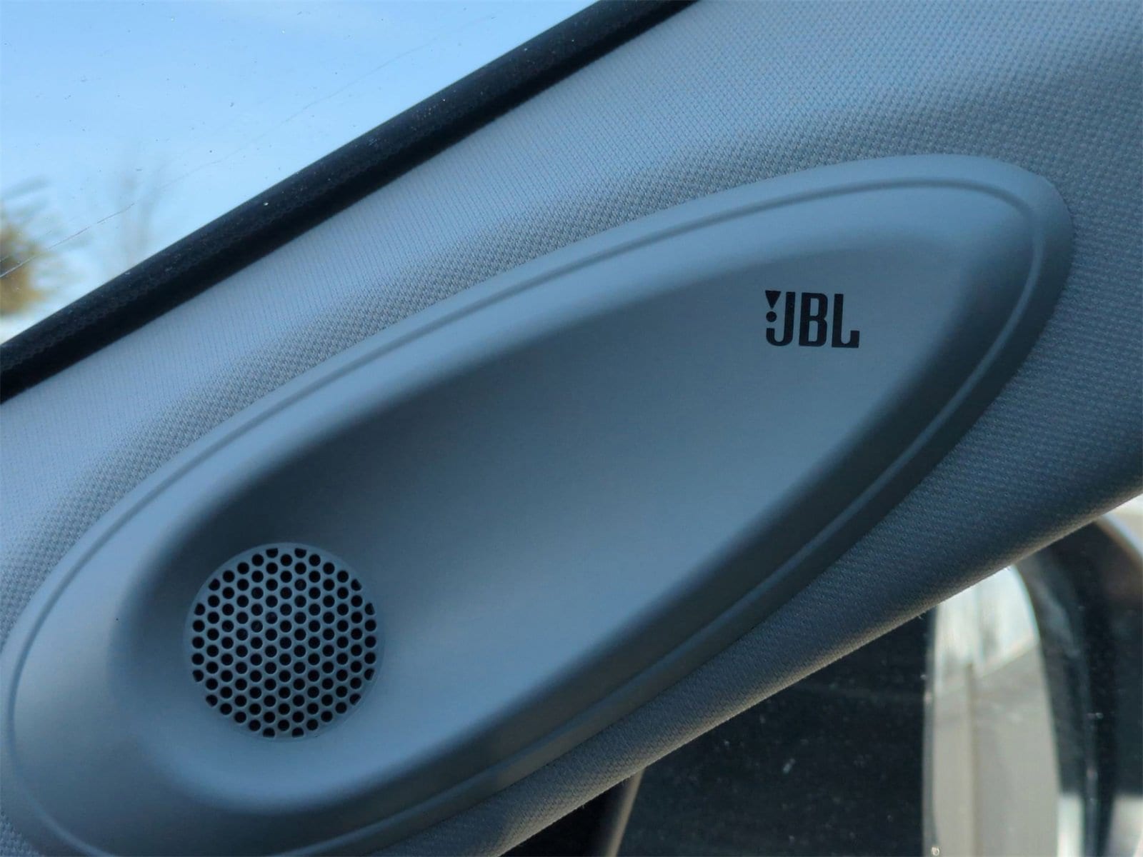 Thumbnail: 2025 Toyota Highlander - 32