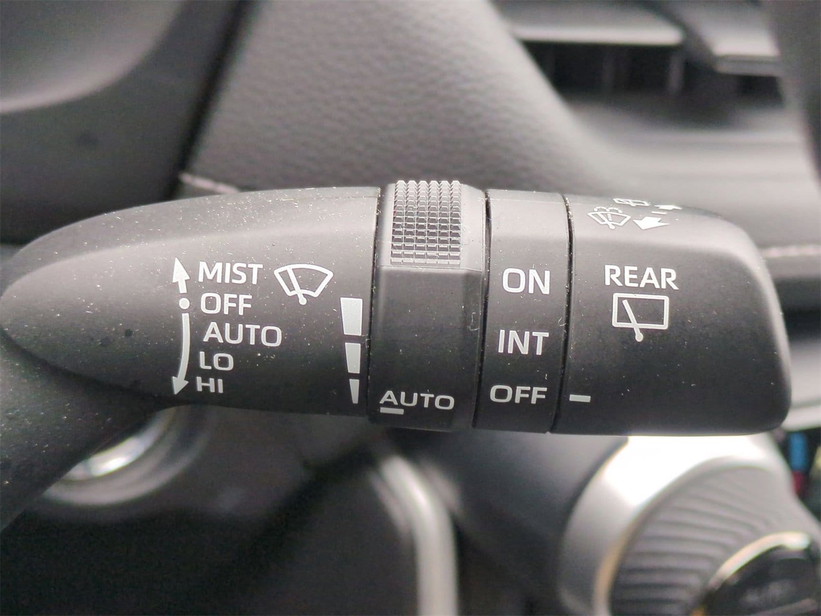 Thumbnail: 2023 Toyota RAV4 - 27