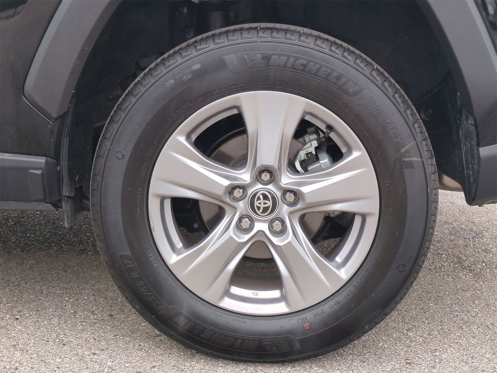 Thumbnail: 2025 Toyota RAV4 - 14