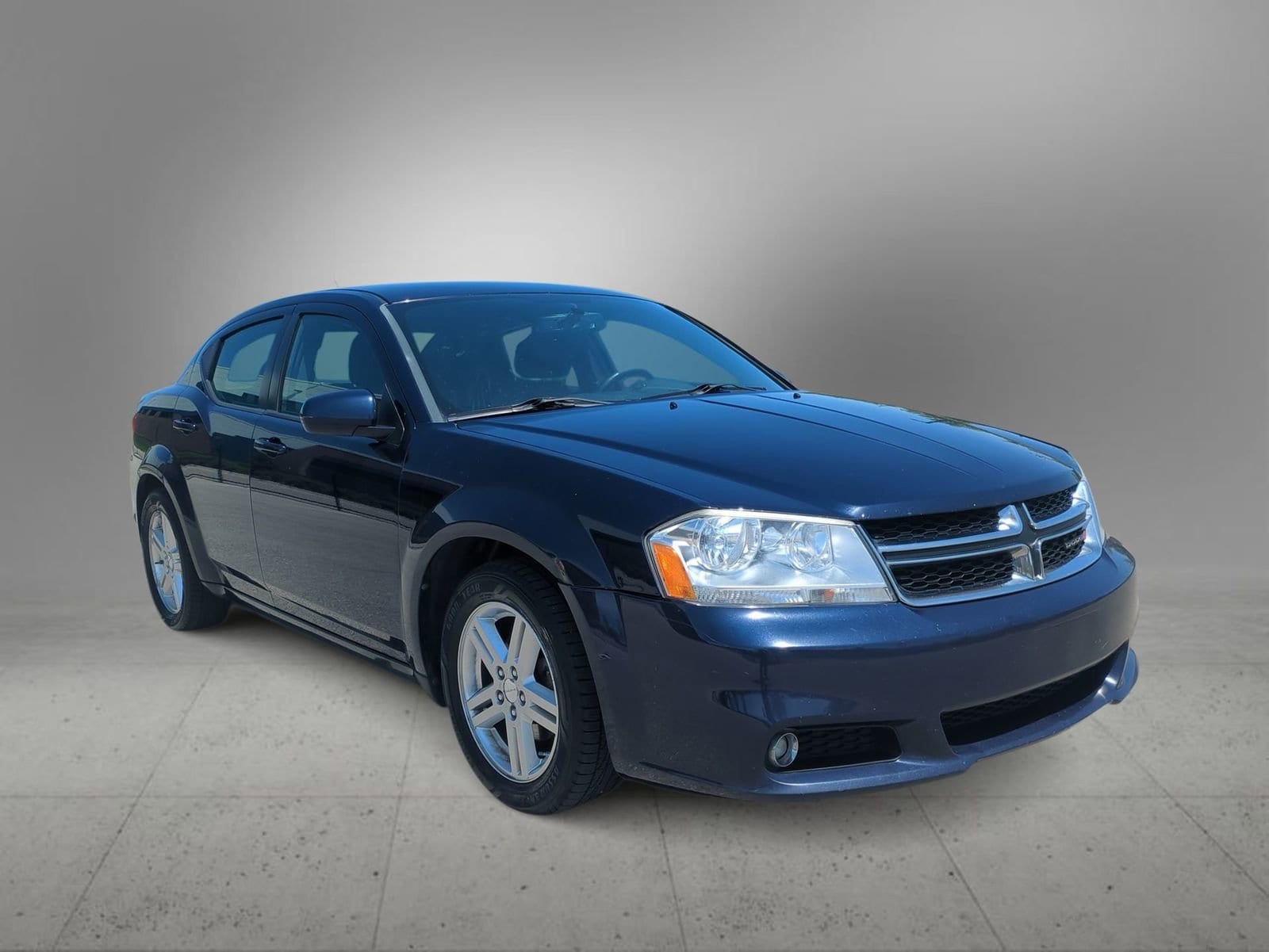 Used 2013 Dodge Avenger SXT with VIN 1C3CDZCB9DN605666 for sale in Farmington Hills, MI