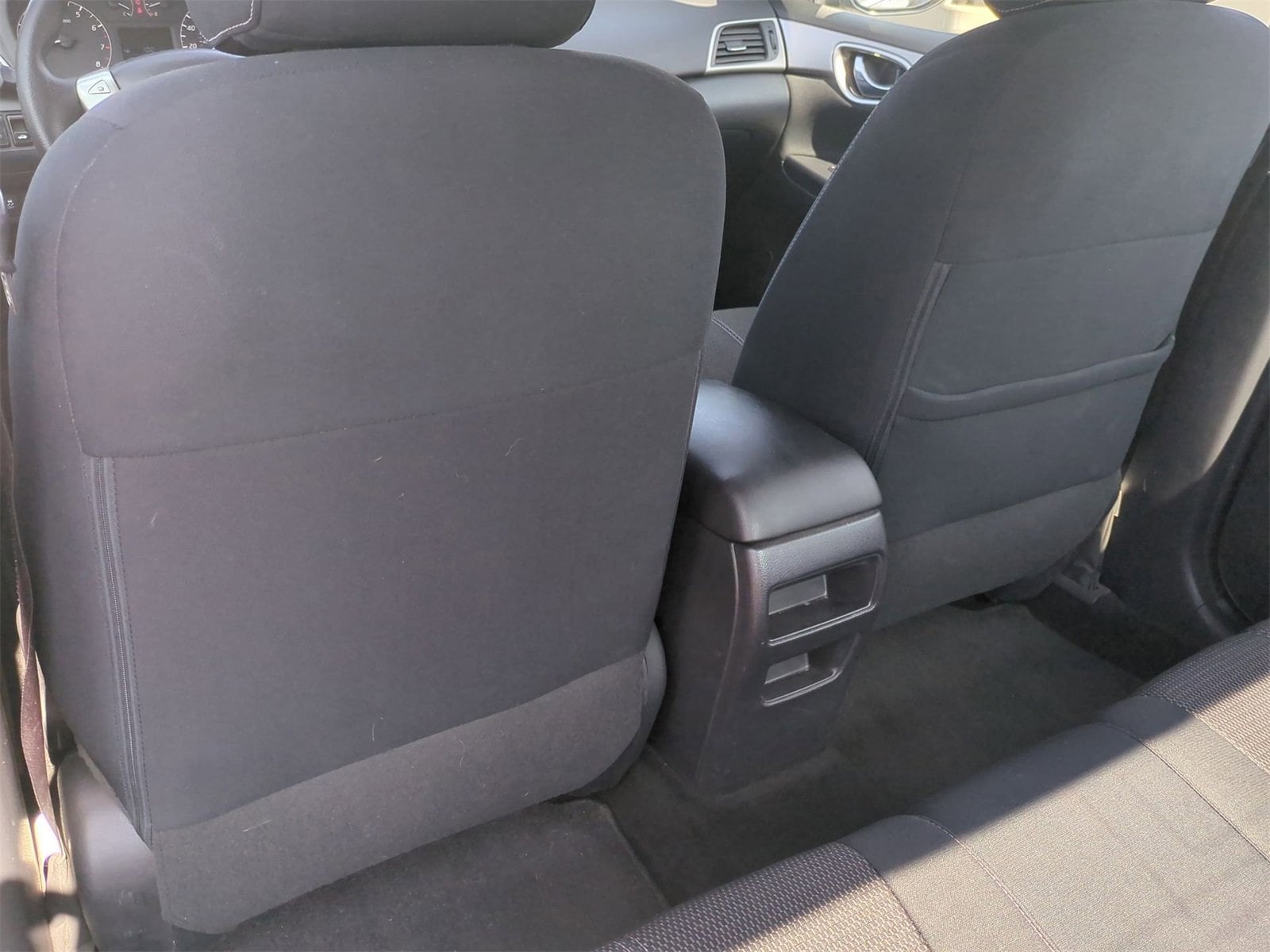 Thumbnail: 2014 Nissan Sentra - 18