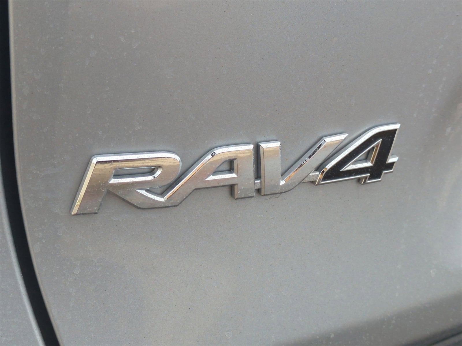 Thumbnail: 2025 Toyota RAV4 - 13