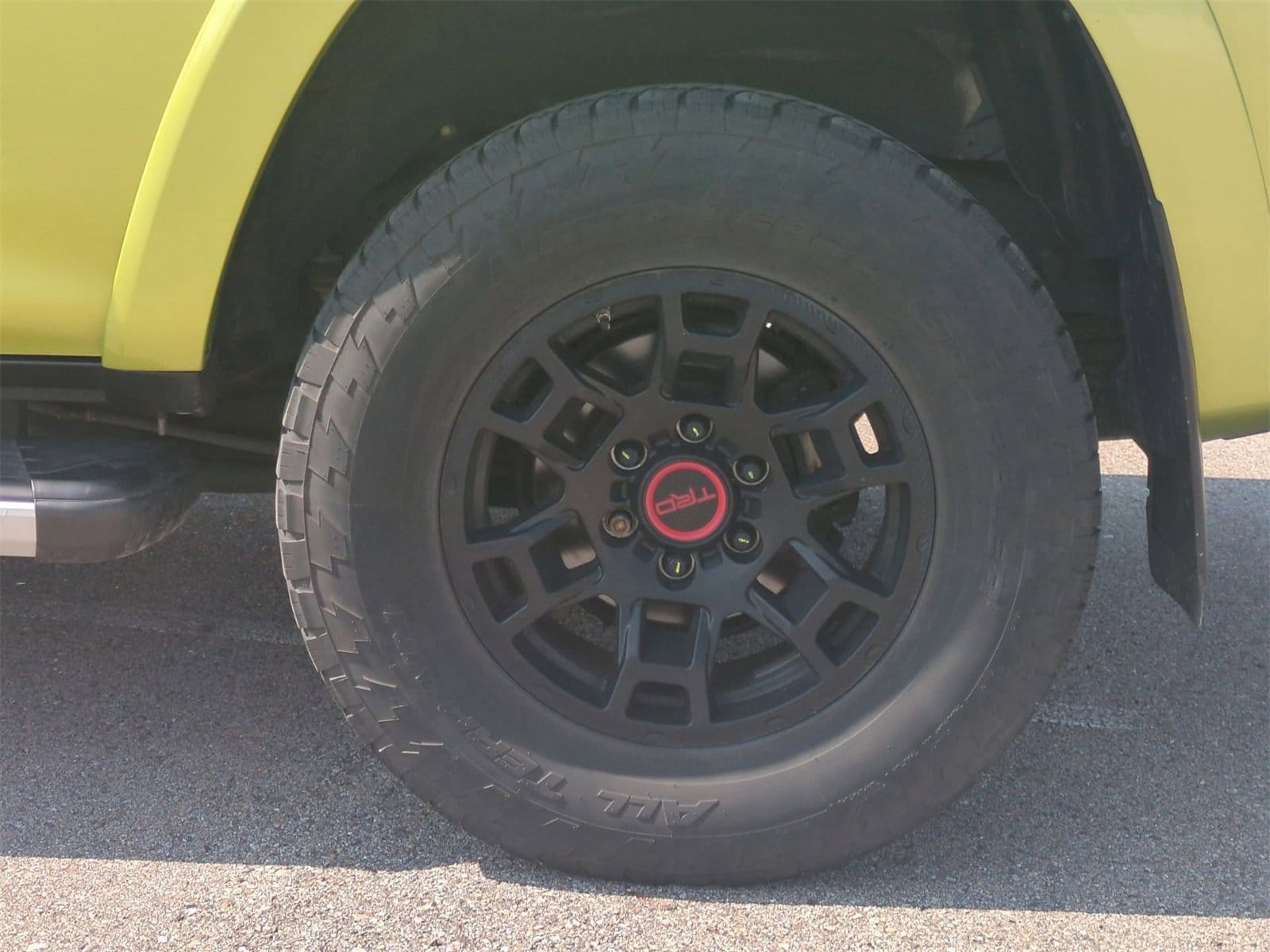 Thumbnail: 2022 Toyota 4Runner - 14