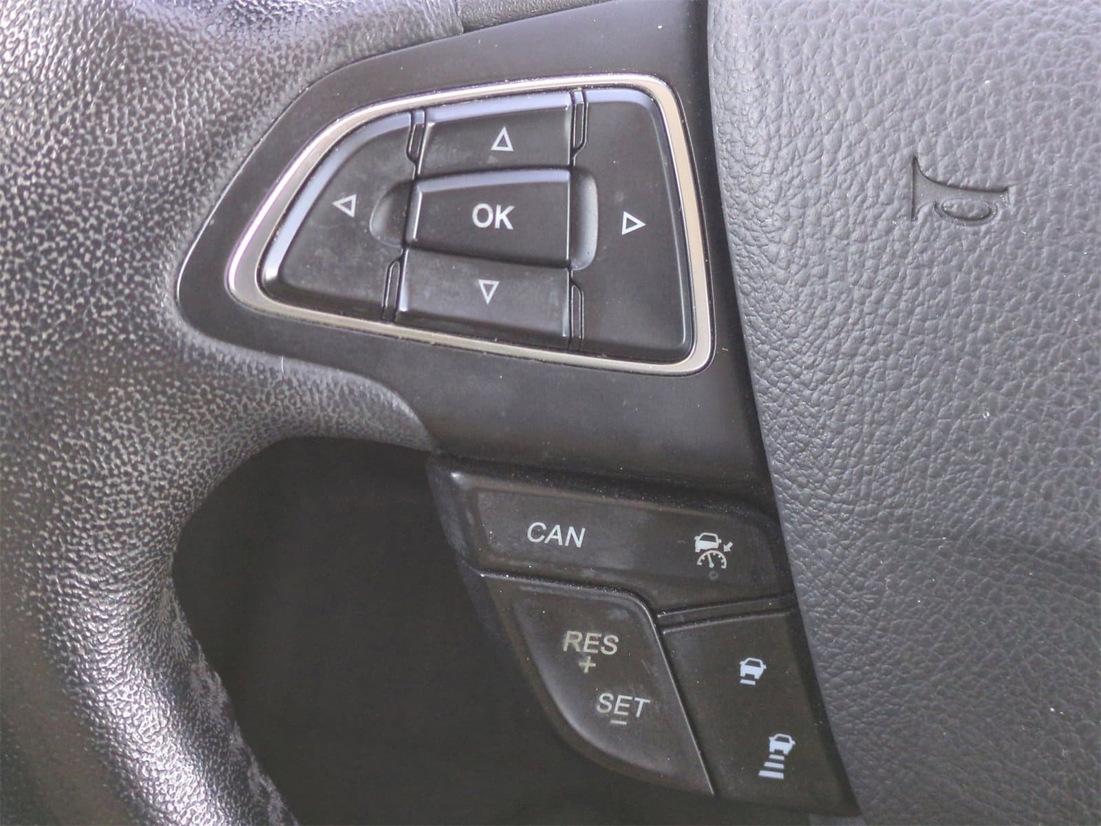 Thumbnail: 2018 Ford Escape - 23