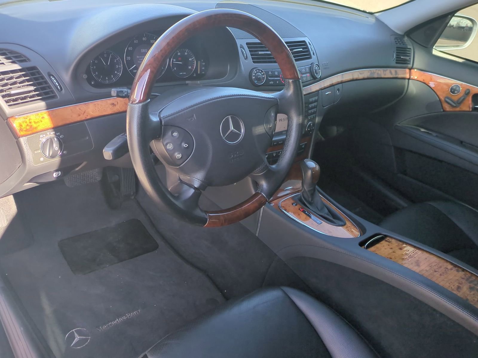 Thumbnail: 2006 Mercedes-Benz E-Class - 10