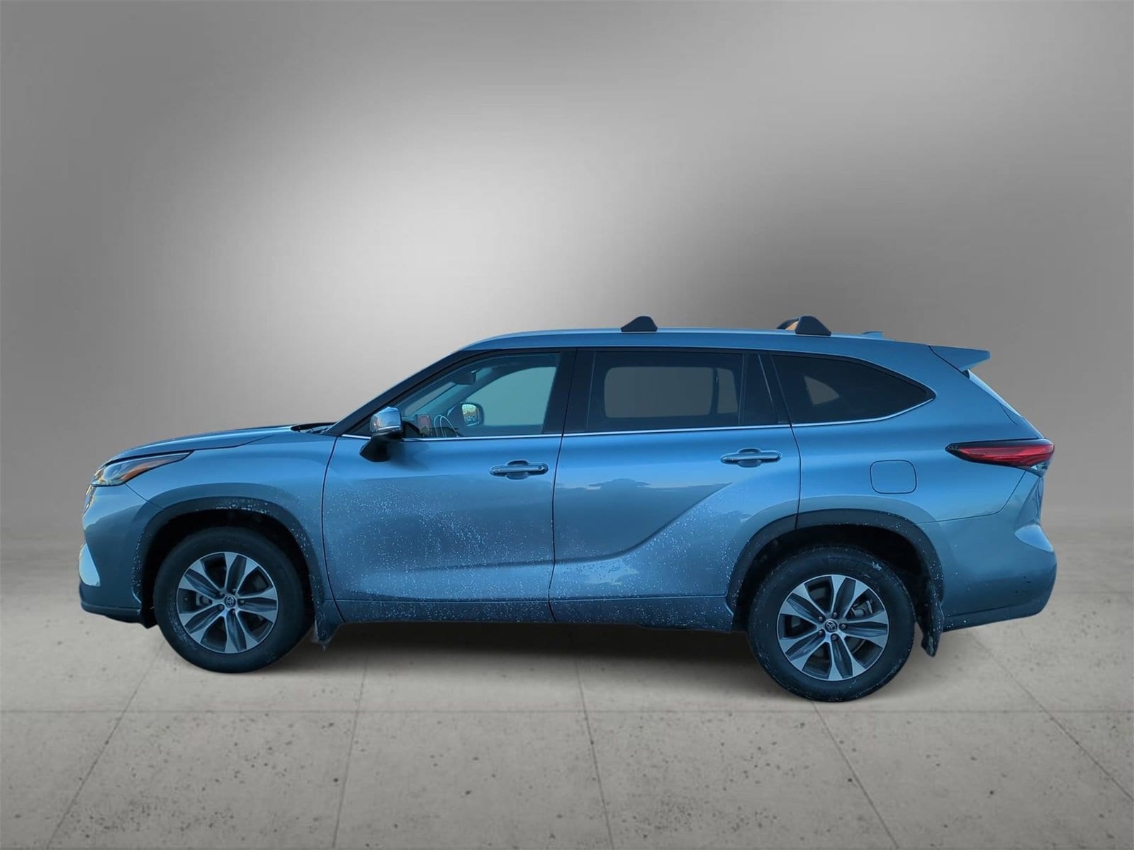 Thumbnail: 2022 Toyota Highlander - 5