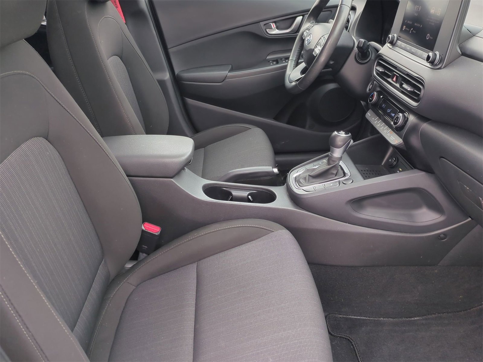 Thumbnail: 2022 Hyundai Kona - 23