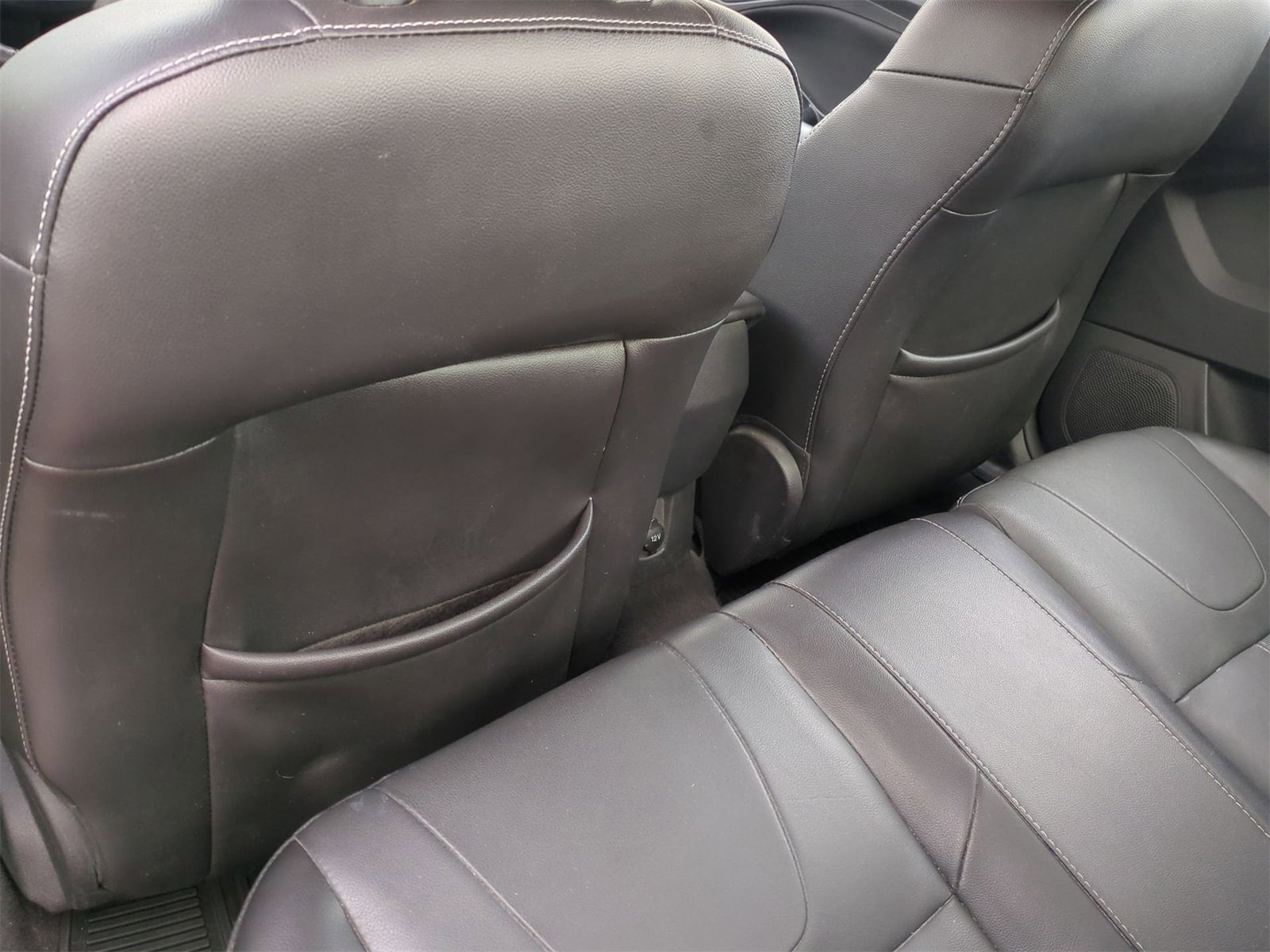 Thumbnail: 2013 Ford Focus - 18