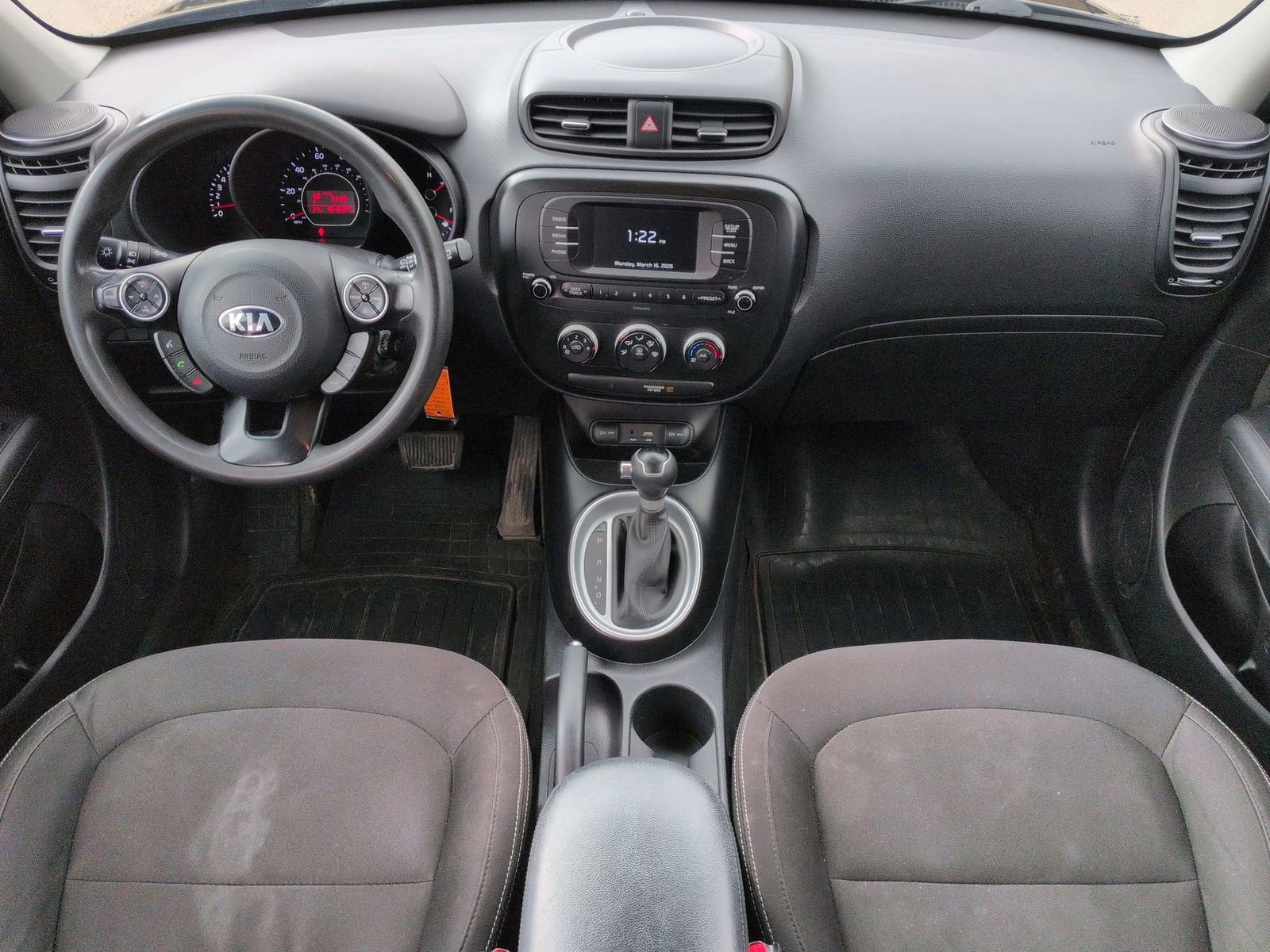 Thumbnail: 2018 Kia Soul - 16