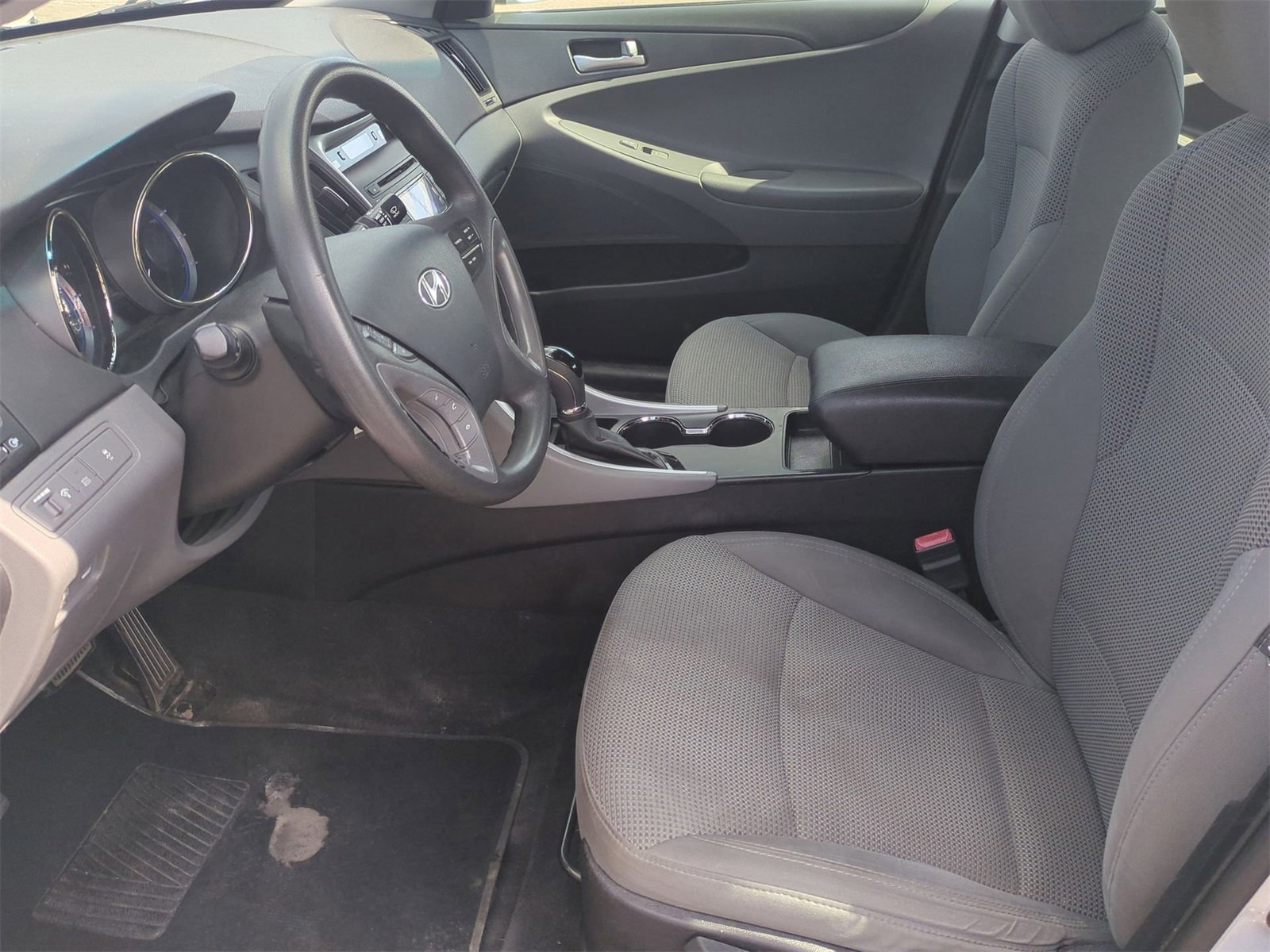 Thumbnail: 2013 Hyundai Sonata - 16