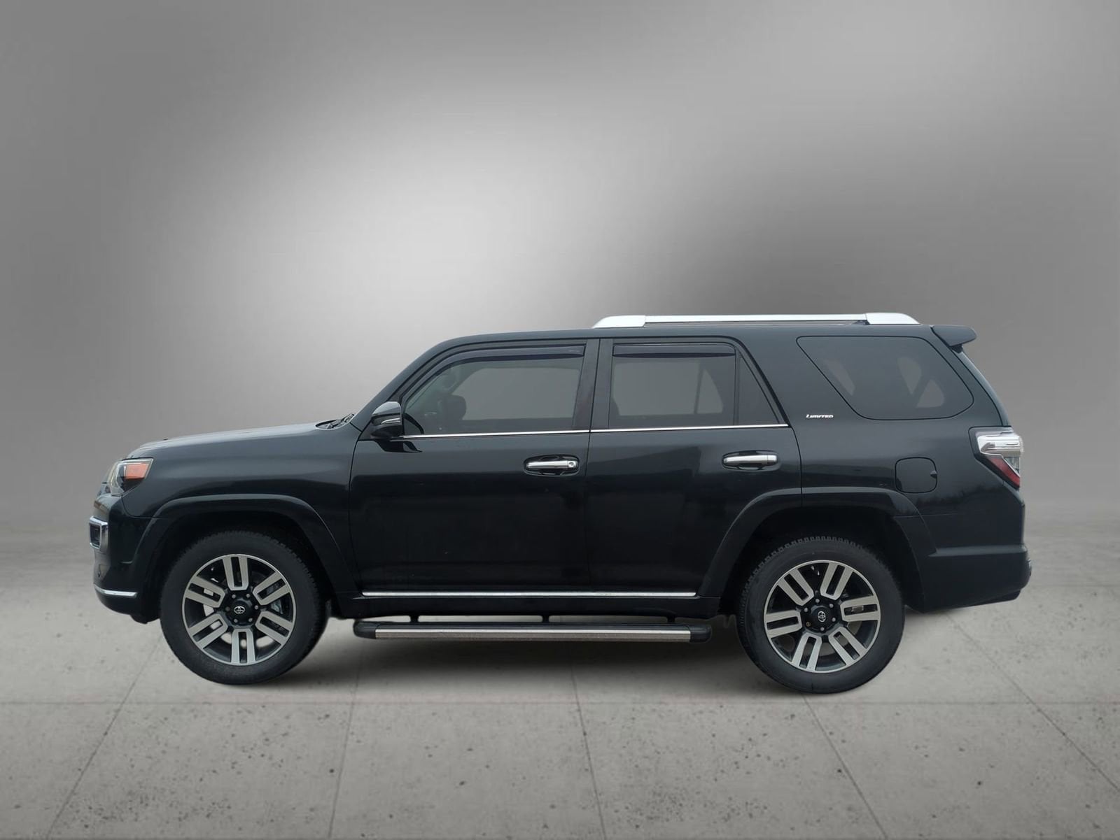 Thumbnail: 2015 Toyota 4Runner - 5