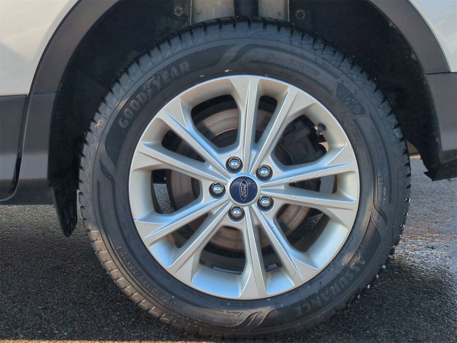 Thumbnail: 2018 Ford Escape - 14