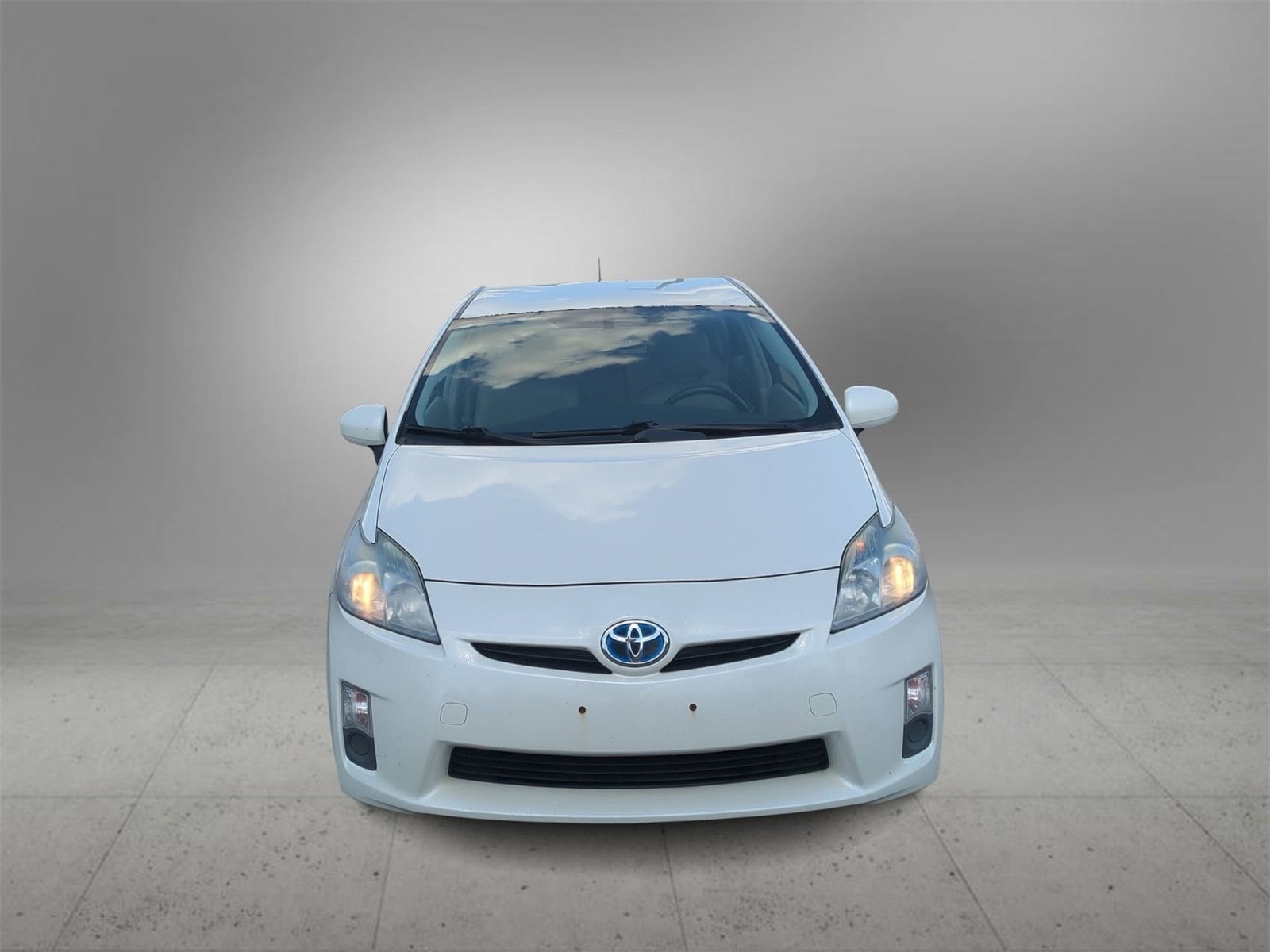 Thumbnail: 2010 Toyota Prius - 3
