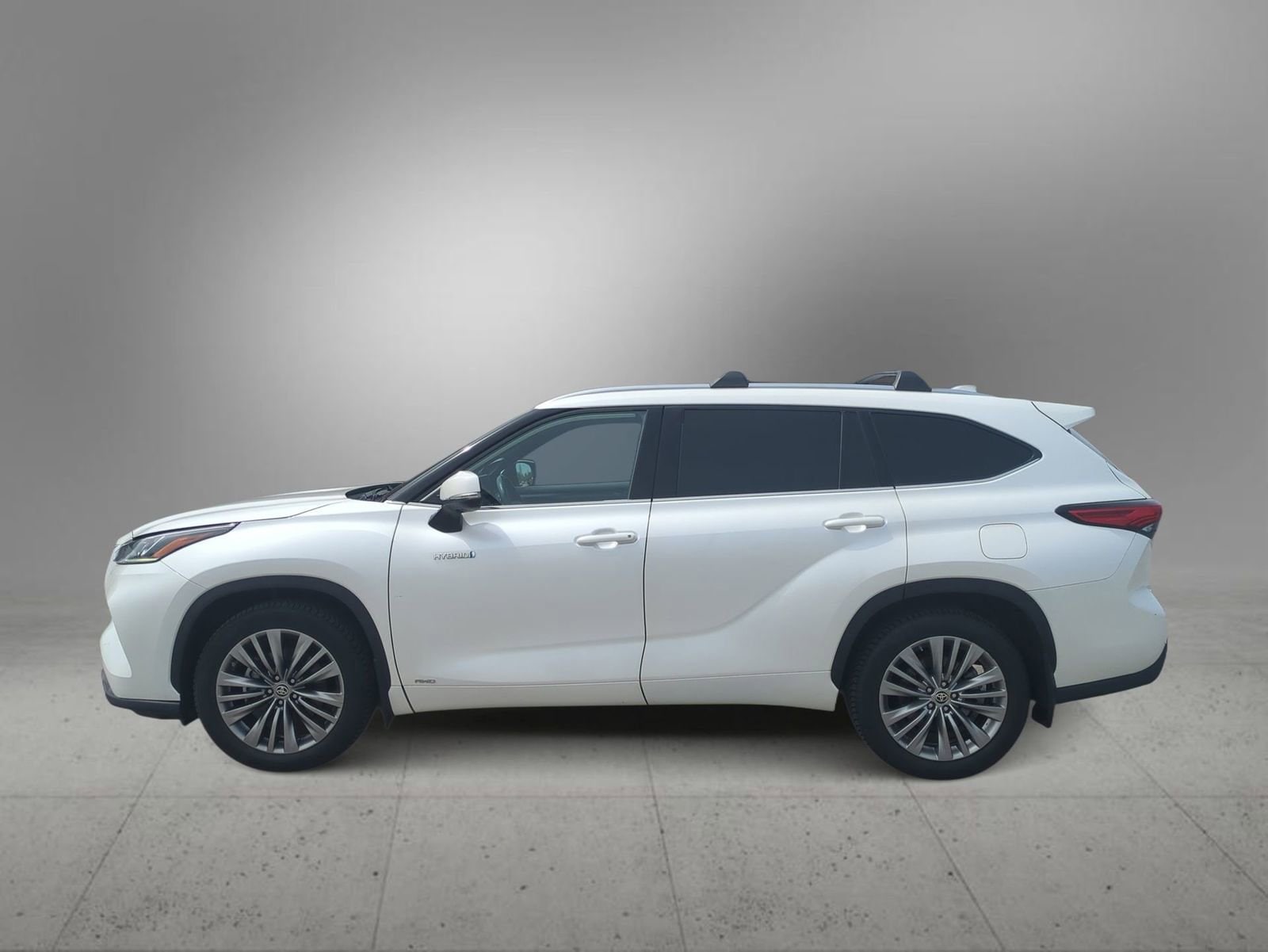 Thumbnail: 2021 Toyota Highlander - 5