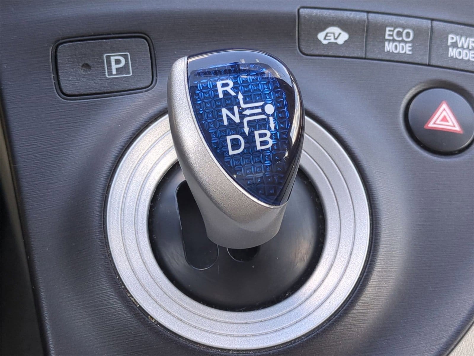 Thumbnail: 2010 Toyota Prius - 31