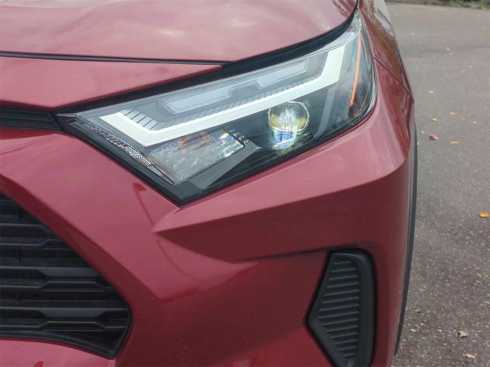 Thumbnail: 2025 Toyota RAV4 - 11