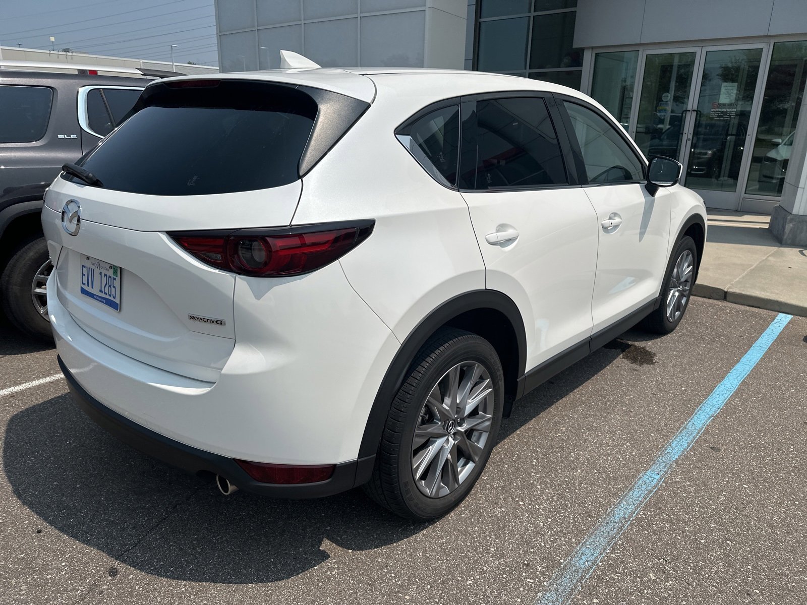 Thumbnail: 2021 Mazda CX-5 - 3