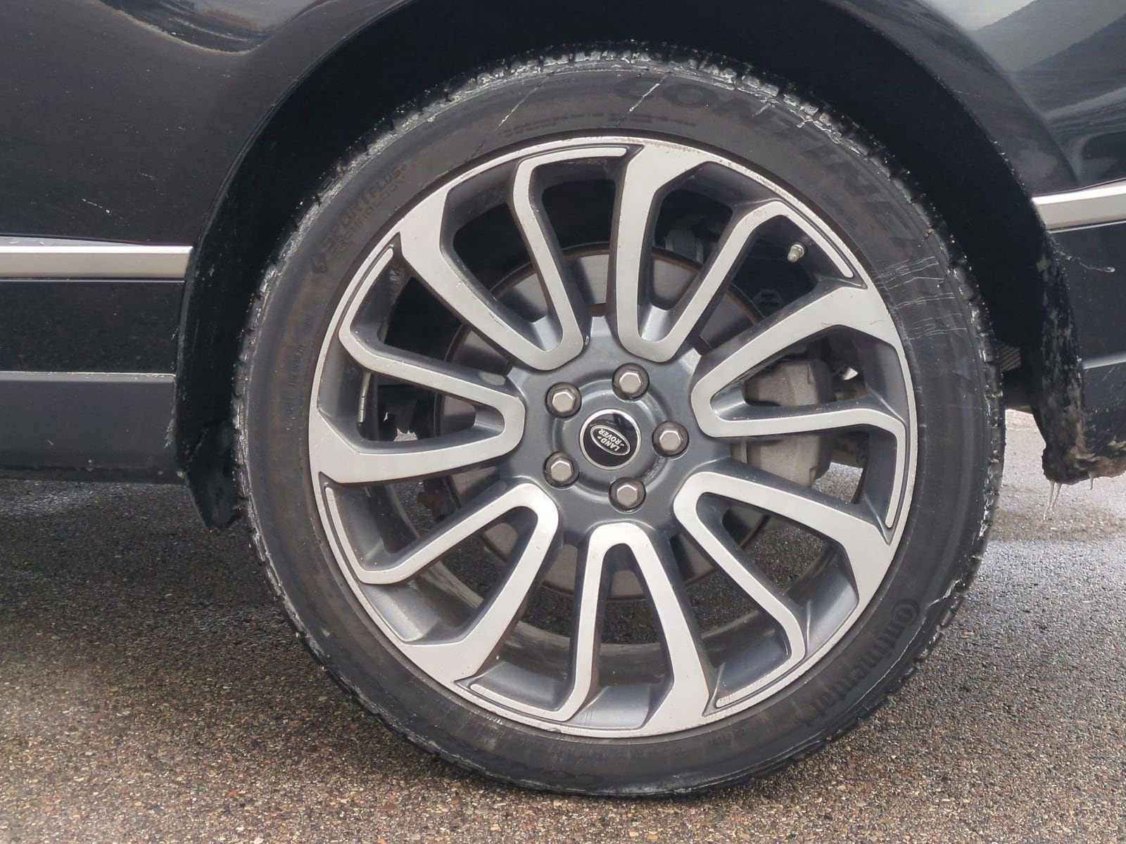 Thumbnail: 2017 Land Rover Range Rover - 14