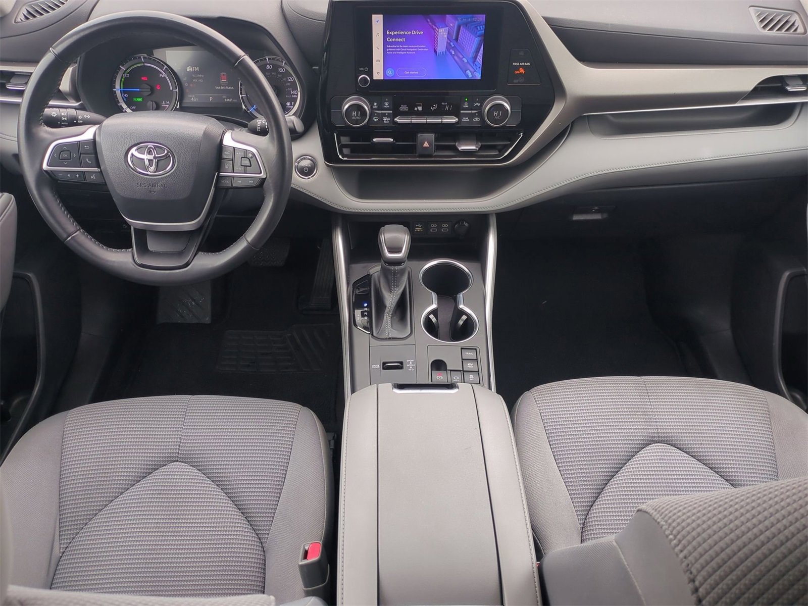 Thumbnail: 2023 Toyota Highlander - 15