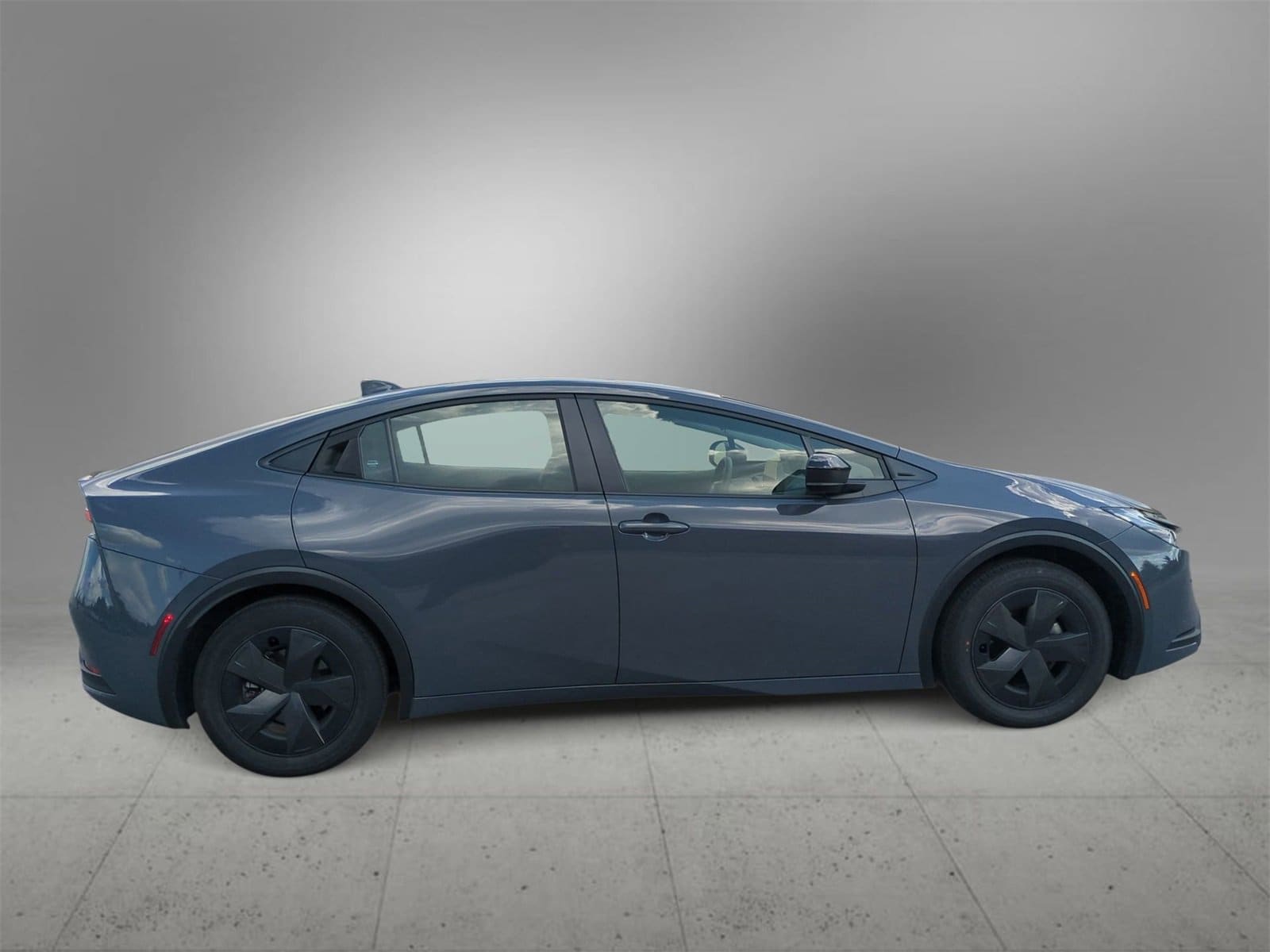 Thumbnail: 2024 Toyota Prius - 9