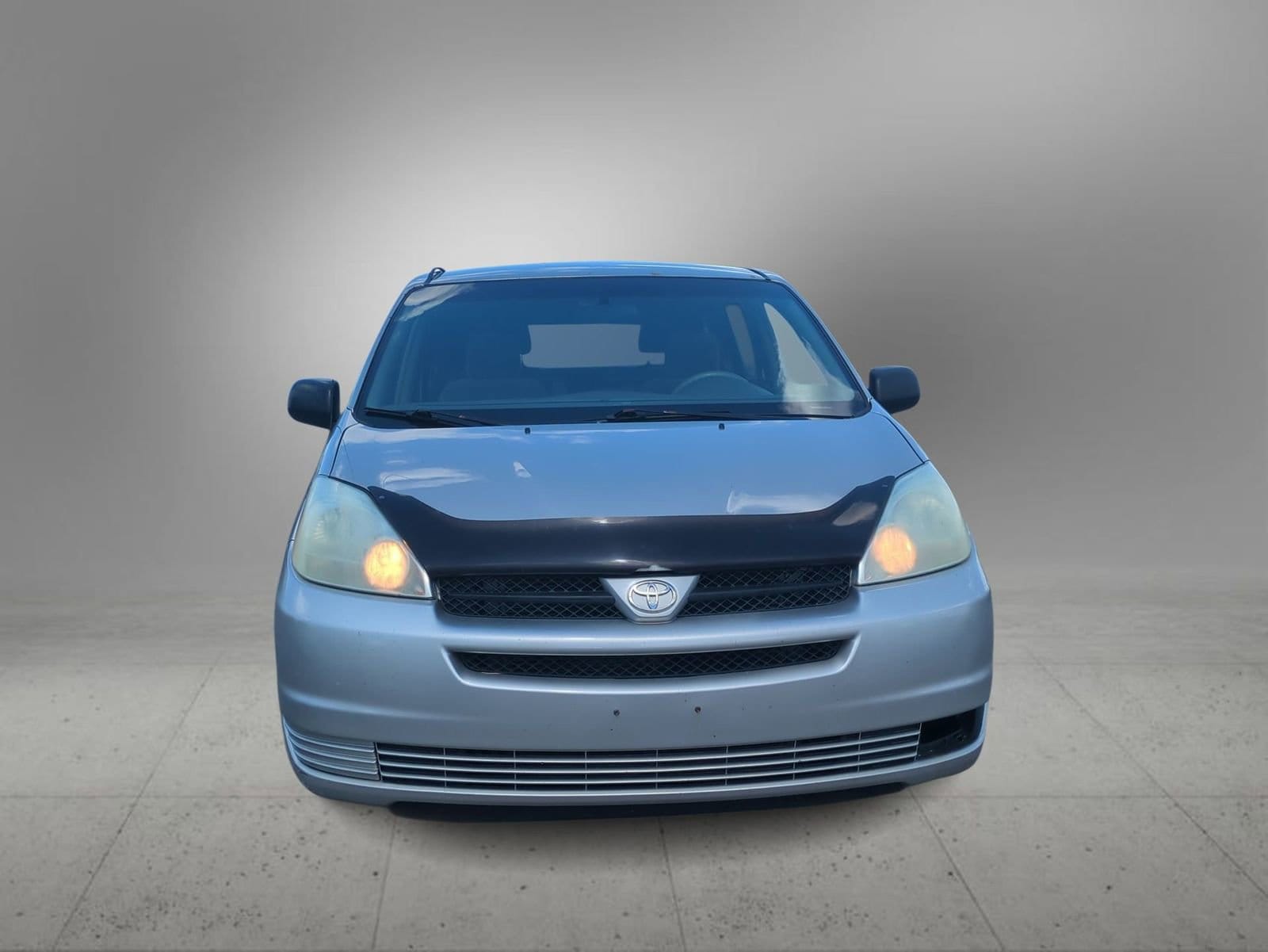 Thumbnail: 2005 Toyota Sienna - 3
