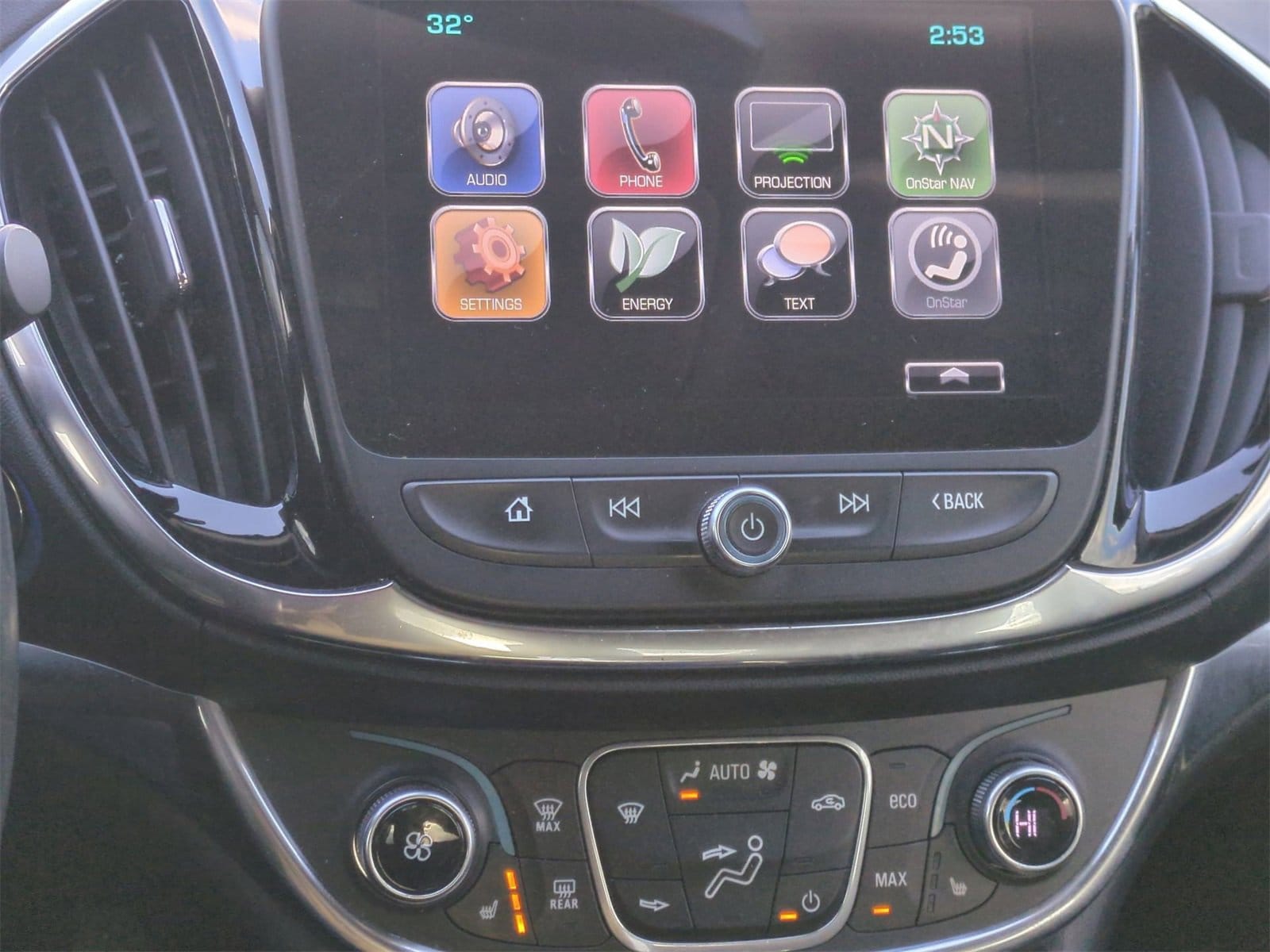 Thumbnail: 2017 Chevrolet Volt - 27