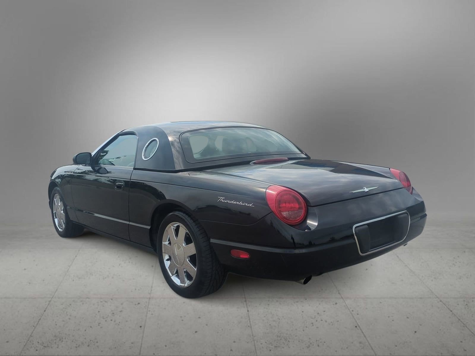 Thumbnail: 2002 Ford Thunderbird - 6