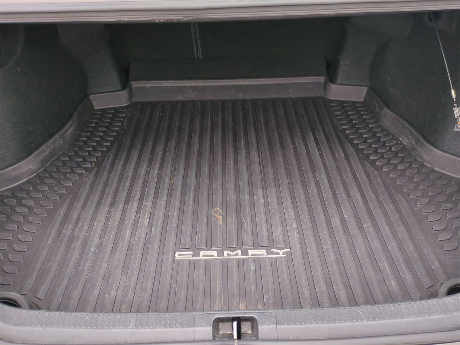 2018 Toyota Camry L 32