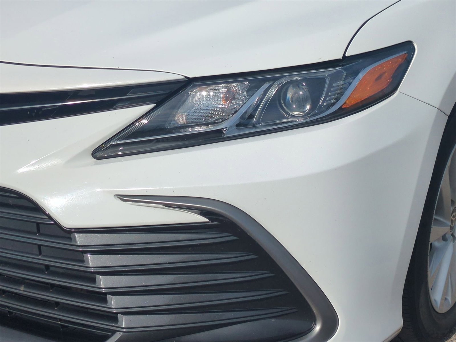 Thumbnail: 2023 Toyota Camry - 11