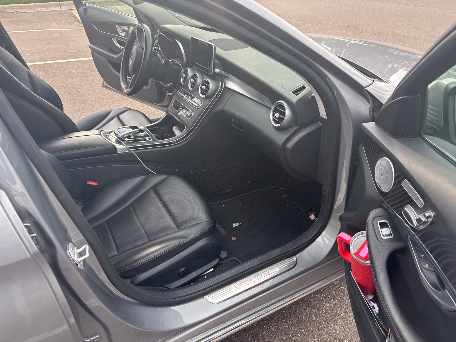 Thumbnail: 2015 Mercedes-Benz C-Class - 10