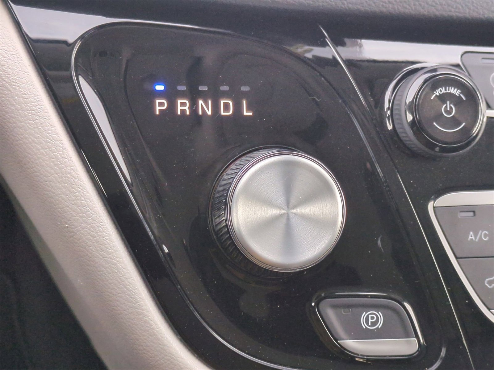 Thumbnail: 2024 Chrysler Pacifica - 31