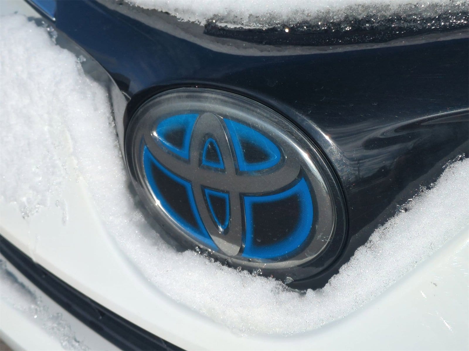 Thumbnail: 2018 Toyota RAV4 - 12