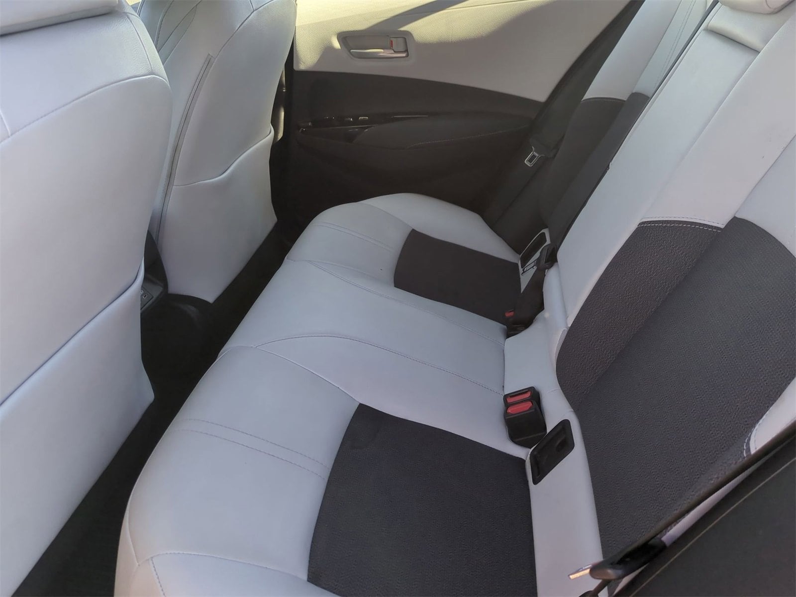 Thumbnail: 2023 Toyota Corolla - 19