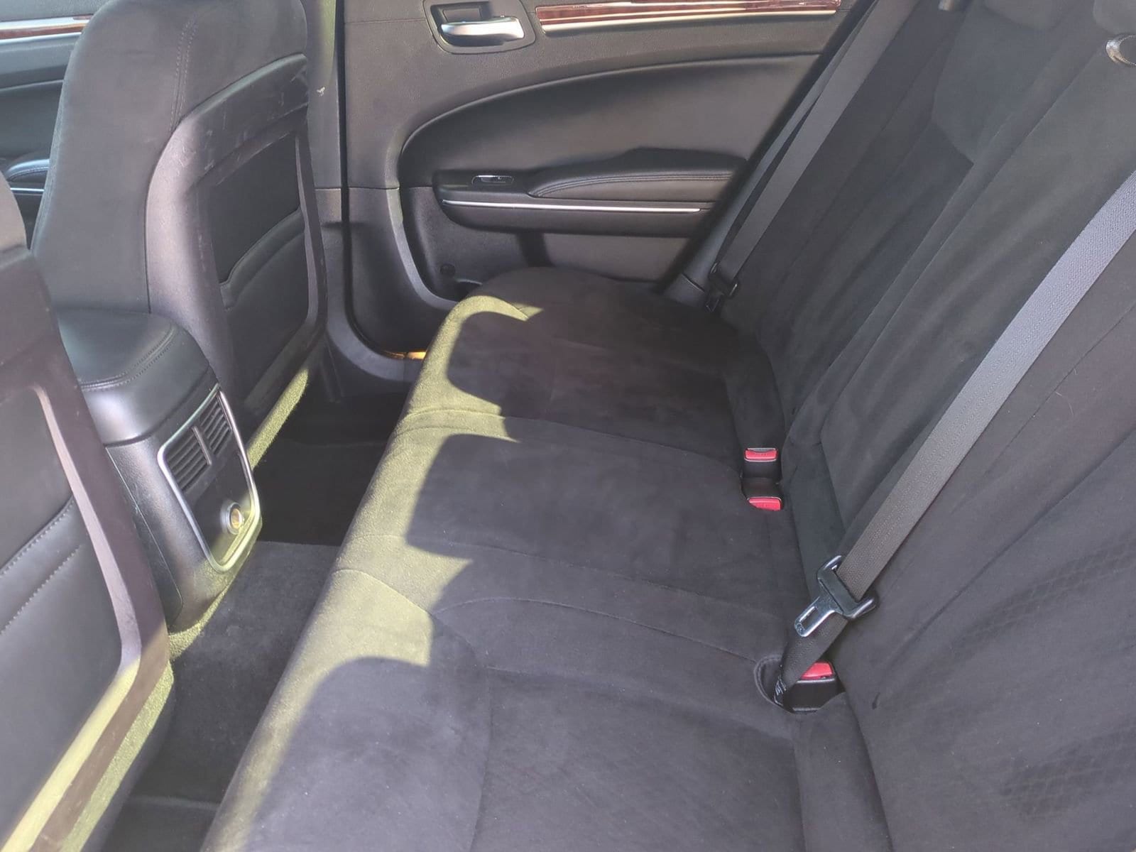 Thumbnail: 2012 Chrysler 300 - 19